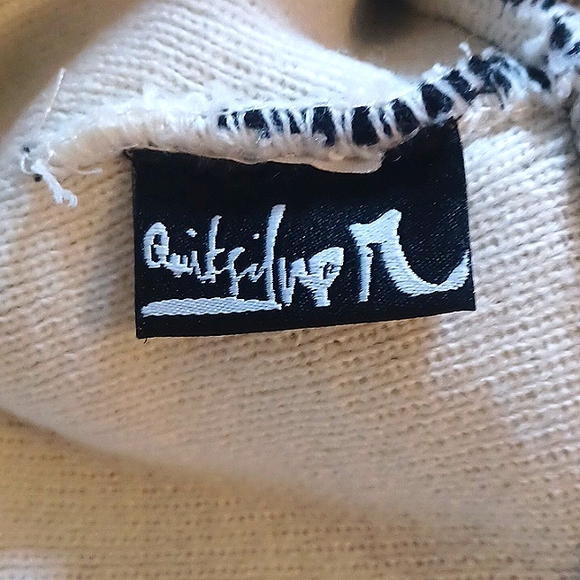 Striped Quiksilver Beanie - Picture 4 of 4